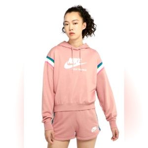 Nike sportswear heritage hoodie